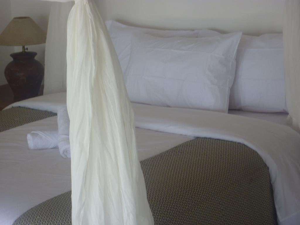 Tambun Sari Beach Homestay Amed Quarto foto